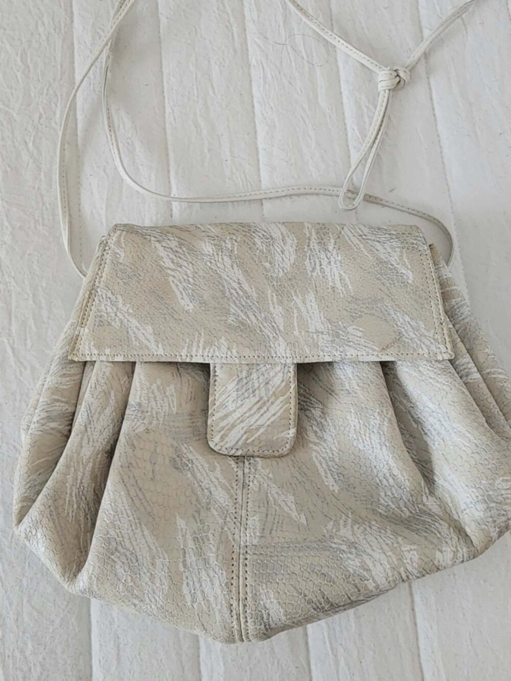 Susan Gail Genuine Leather Ivory Crossbody Bag